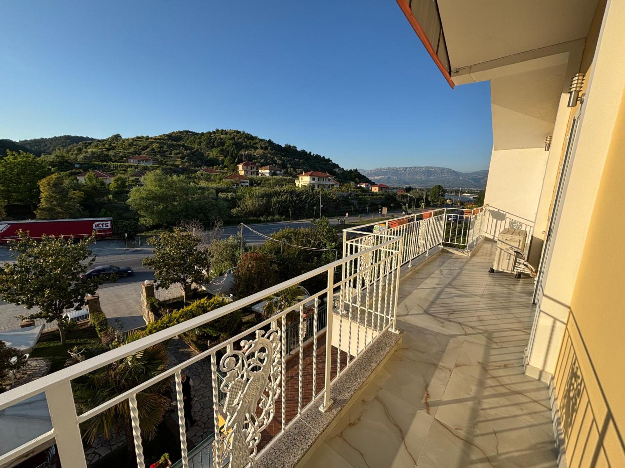 Hotel Restorant Halal Il Tramonto. Vorë المظهر الخارجي الصورة